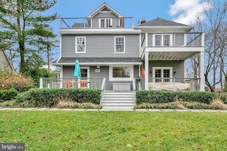 2039 Westmoreland St, Falls Church, VA 22043