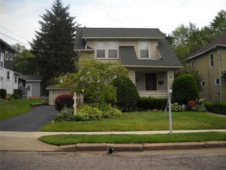 815 Park Ave, Farrell, PA 16121