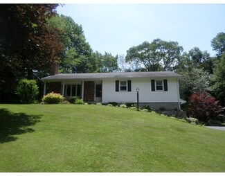 1141 Dunhamtown Brimfield Rd, Brimfield, MA 01010