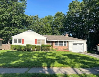 92 Ohio St, Millinocket, ME 04462
