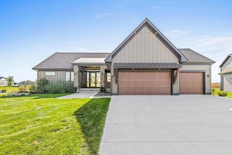 2726 Lehman Ct, Sartell, MN 56377