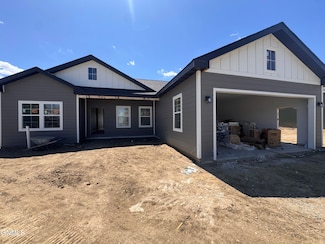 3309 10th Ave NE, Watford City, ND 58854