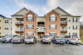 926 Cedar Ct Unit 926, New Brunswick, NJ 08901
