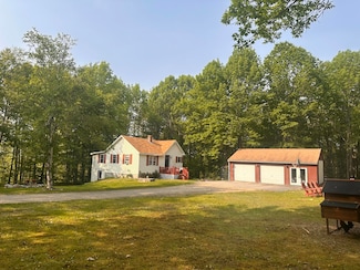 178 Frost Hill Rd, Norway, ME 04268