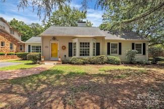 808 Henkel Rd, Statesville, NC 28677