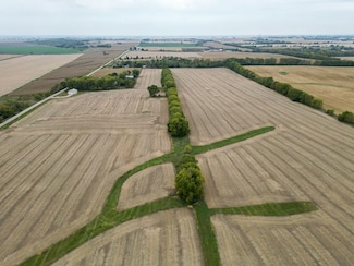 000 W County Line Rd, Newark, IL 60541