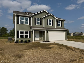 1162 Lake Dr, Shirley, IN 47384