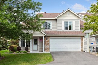 5212 207th St N, Forest Lake, MN 55025