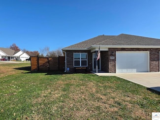 3013 Aaron Ave, Sedalia, MO 65301
