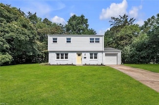 17 Cordova Dr, Hampton, VA 23666