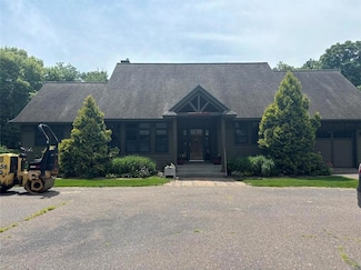 9020 Stonebrook Dr, Eleva, WI 54738