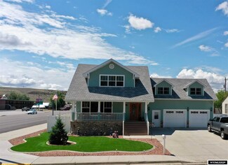 603 Clark St, Thermopolis, WY 82443