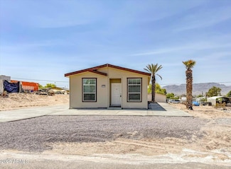4562 Tule Dr, Golden Shores, AZ 86436