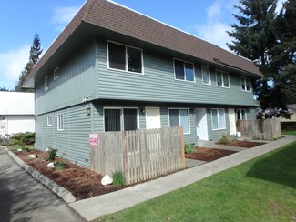 5627 204th St SW, Lynnwood, WA 98036