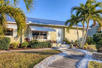 4607 Mangrove Point Rd, Bradenton, FL 34210