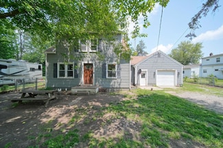 1028 Loren Rd, Adrian, MI 49221