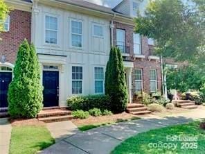 9832 Longstone Ln, Charlotte, NC 28277