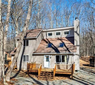 1565 Lake Ln, Pocono Lake, PA 18347