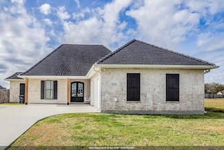 400 Independence Dr, Houma, LA 70360