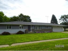 505 9th St, Correctionville, IA 51016