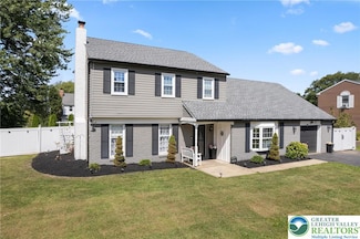 116 Village Green Ln, Dublin, PA 18917