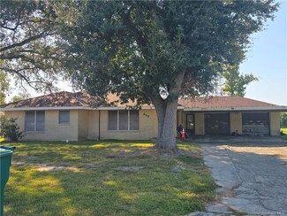 605 Woodland St, Sulphur, LA 70663