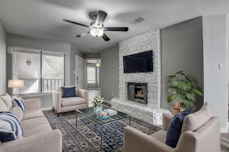 1740 Timber Ridge Rd Unit 136, Austin, TX 78741