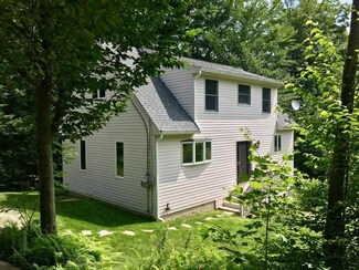 26 Hilltop Dr, Newbury, NH 03255