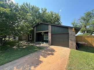 722 W Commercial St, Broken Arrow, OK 74012