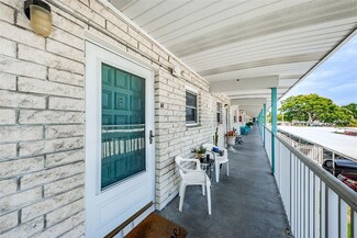 5357 81st St N Unit 18, Saint Petersburg, FL 33709