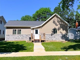408 N Division St, Stuart, IA 50250
