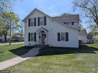 532 Main St S, Sauk Centre, MN 56378