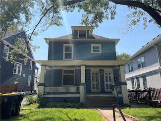 3916 Warwick Blvd, Kansas City, MO 64111
