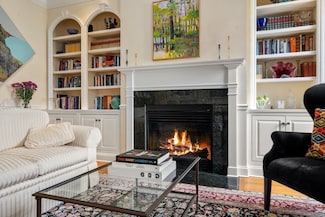 151 Beacon St Unit 4, Boston, MA 02116