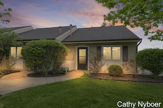 4227 Eastcastle Ct SE Unit 20, Grand Rapids, MI 49508