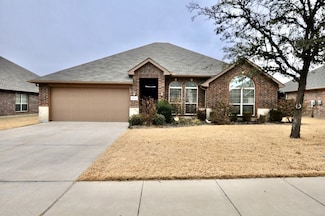 2212 Caroline Dr, Weatherford, TX 76087