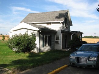 412 E South St, Argos, IN 46501