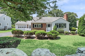 169 Liberty St, Braintree, MA 02184