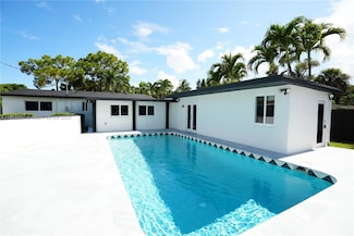 2573 Conroy Dr, West Palm Beach, FL 33403