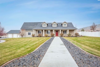 2112 Meritage Ave, Richland, WA 99352