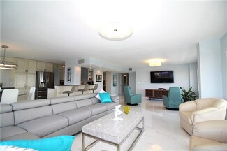 340 Sunset Dr Unit 810, Fort Lauderdale, FL 33301