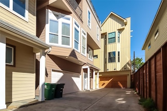 306 Enid St Unit B, Houston, TX 77009
