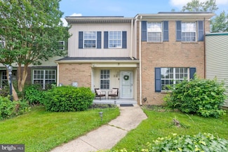 32 Buttonwood Rd, Voorhees, NJ 08043
