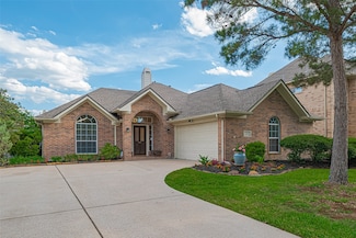 2347 Golden Shores Ln, League City, TX 77573
