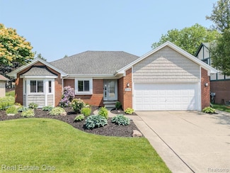 15719 Greenview, Fraser, MI 48026