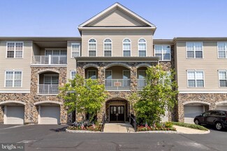 1305 Knox Ct, Warwick, PA 18974
