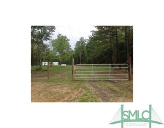 6570 Buchan Rd, Pembroke, GA 31321