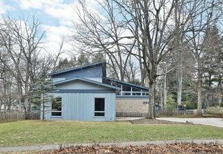488 Greenglade Ave, Worthington, OH 43085