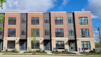 358 Summit Cir, Lombard, IL 60148