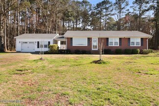 2005 Institute Rd, La Grange, NC 28551